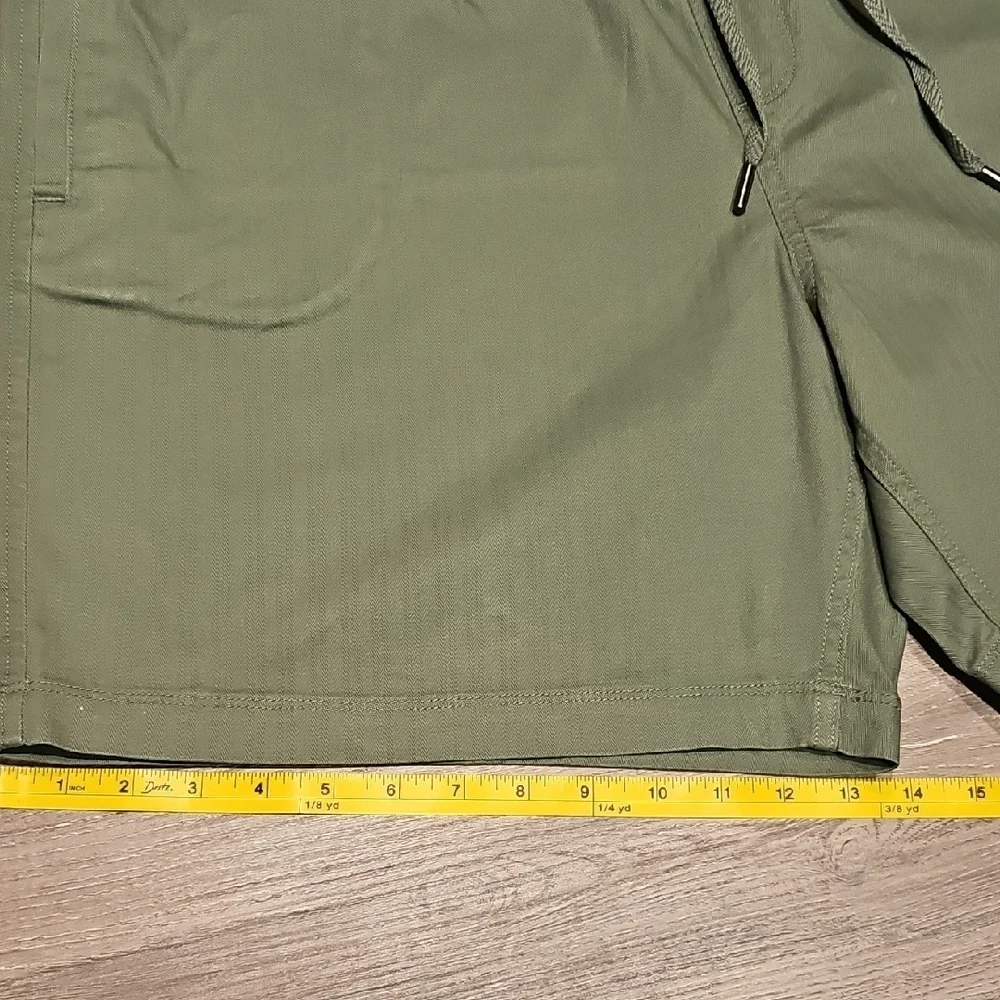 GAP Green Athletic Shorts with Elastic Waistband